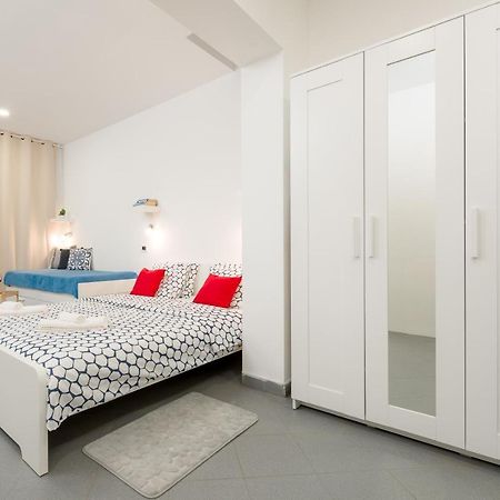 Studio apartment Sesula Split Exterior foto