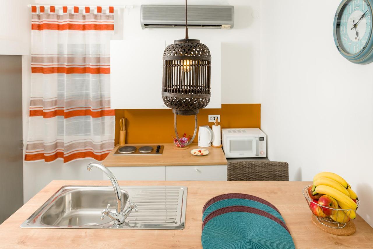 Studio apartment Sesula Split Exterior foto
