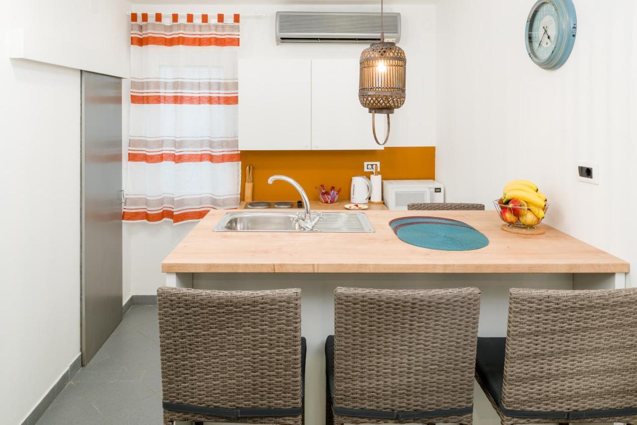 Studio apartment Sesula Split Exterior foto